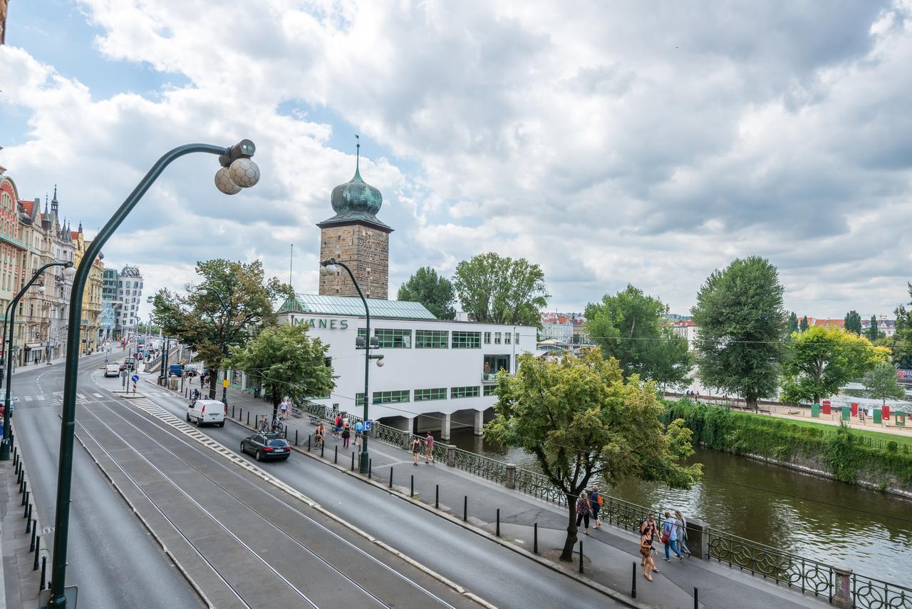 Riverside Apartment With A Balcony Praga Zewnętrze zdjęcie