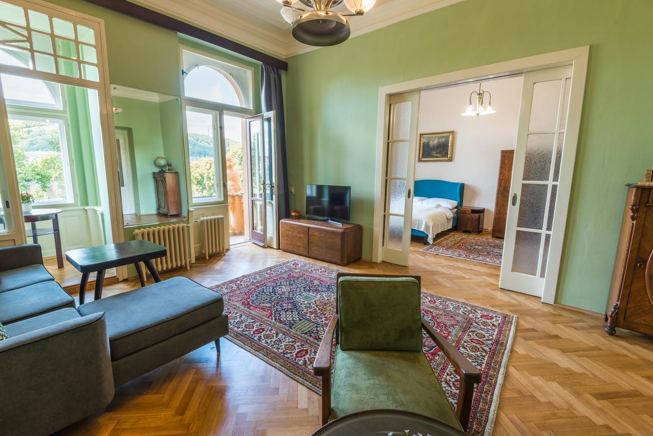 Riverside Apartment With A Balcony Praga Zewnętrze zdjęcie