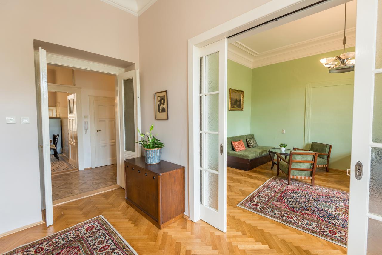 Riverside Apartment With A Balcony Praga Zewnętrze zdjęcie