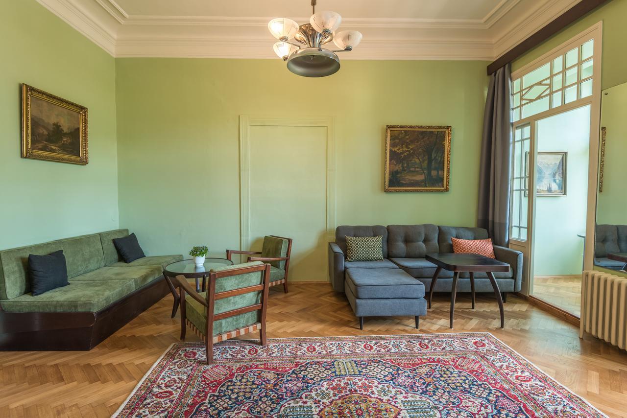 Riverside Apartment With A Balcony Praga Zewnętrze zdjęcie